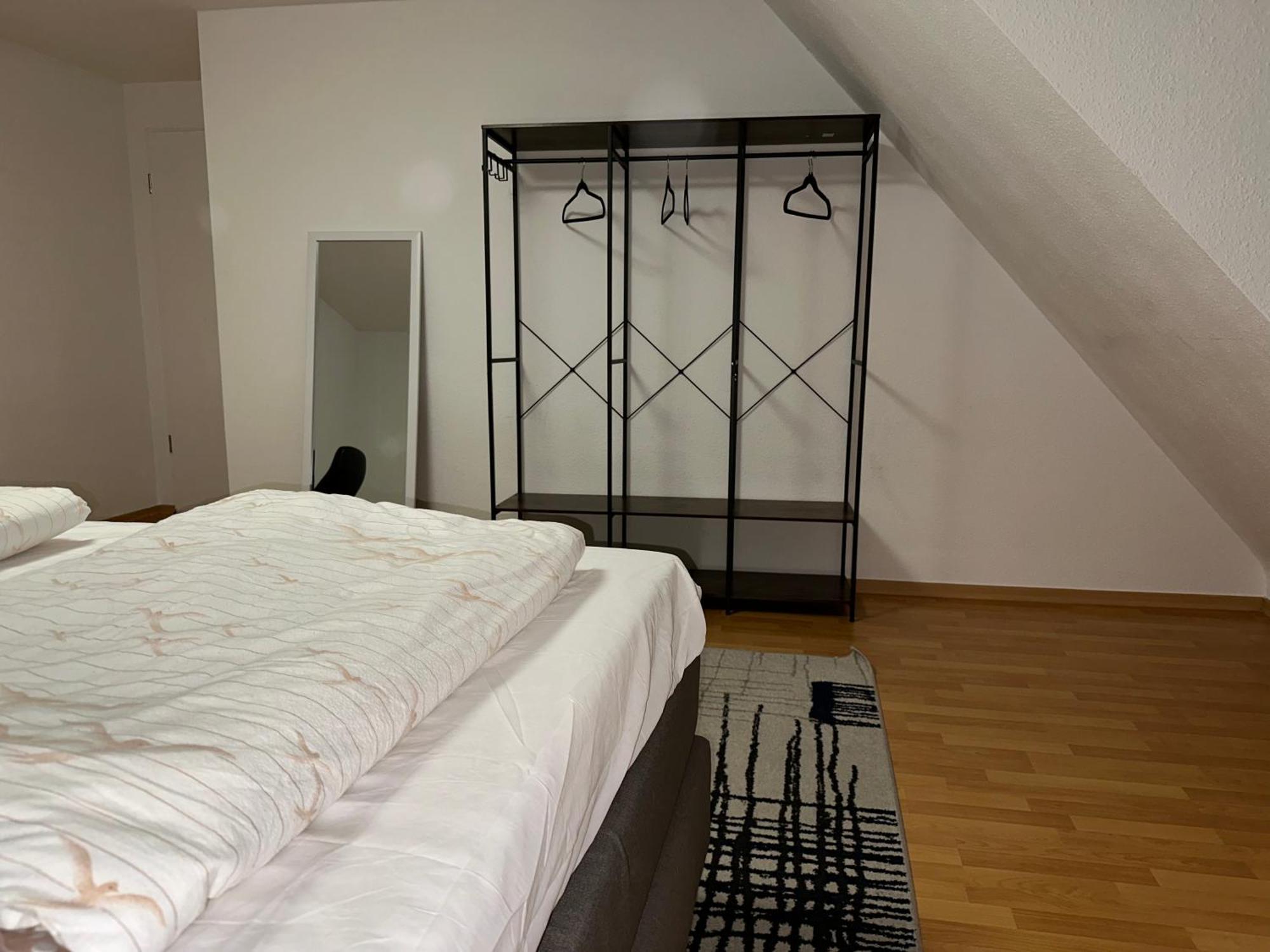 City Wohnung Цвиккау Экстерьер фото